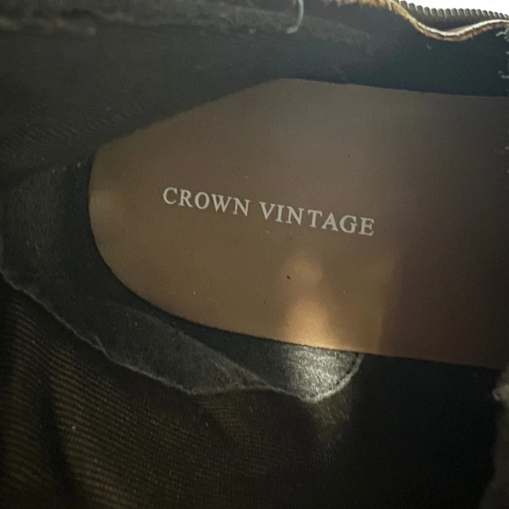 Crown Vintage crown vintage